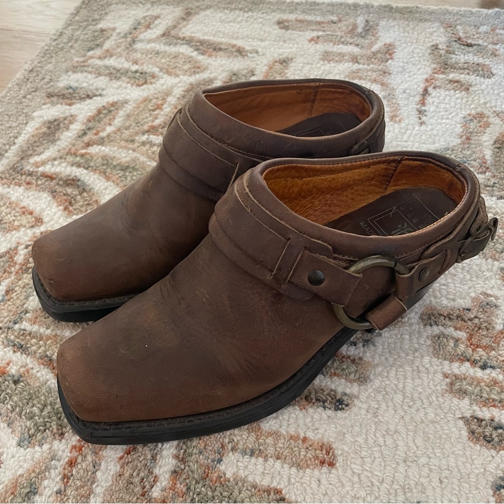 Frye belted harness mules all leather women’s size 6